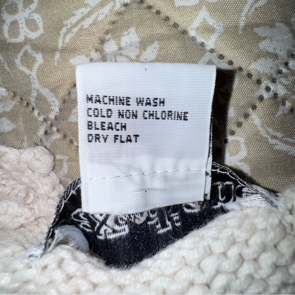 Vintage Max & Diane Floral Pastel Sweater with shoulder pads. Size S. - Picture 10 of 14